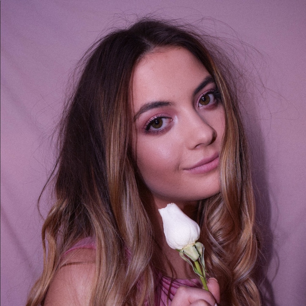 Meet your Posher, Liz